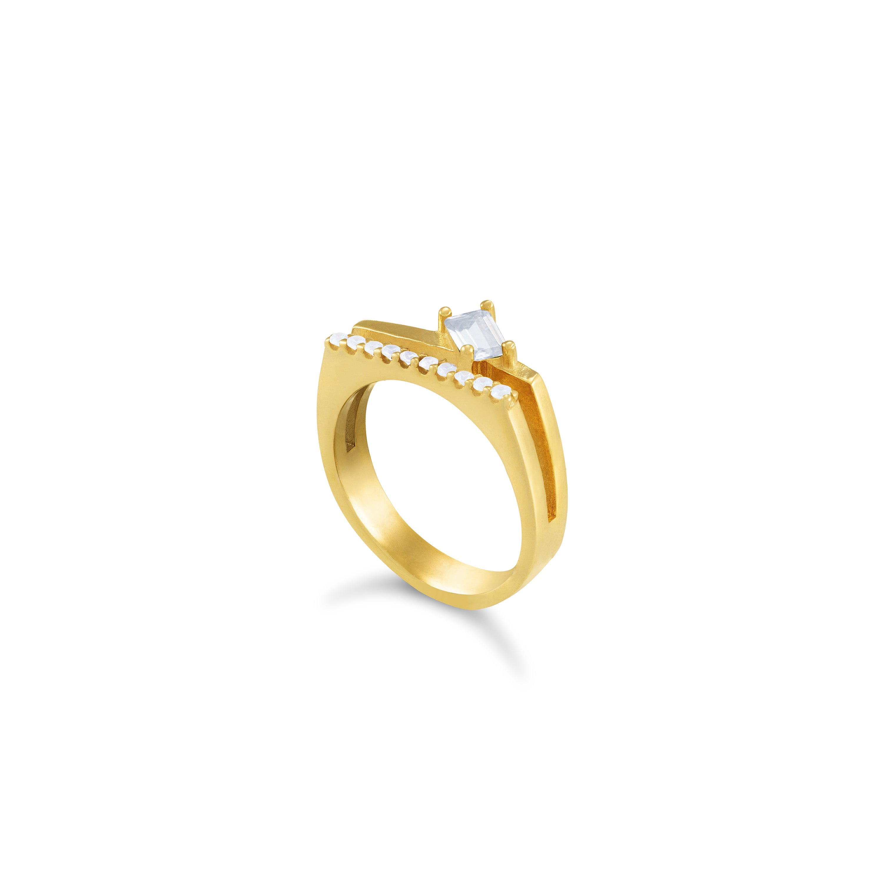 One Baguette Cubic Zirconia Bar Ring - Gold White